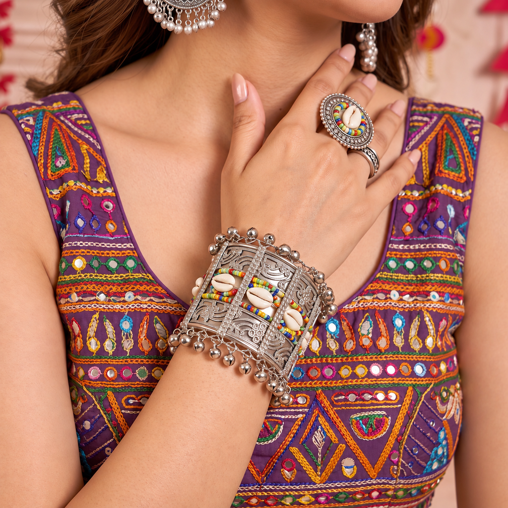 Pataka-Mode Filigree Kodi Cuff